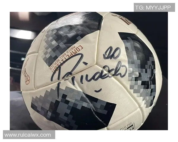 如何成功获取足球明星签名权的实用指南与技巧分享